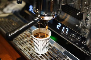 从社区小店到600平米咖啡工厂,来回咖啡如何从0开始打造品牌力